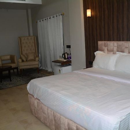 Maharaja Hotel & Banquet Darbhanga Dış mekan fotoğraf