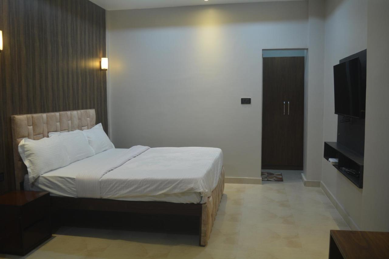 Maharaja Hotel & Banquet Darbhanga Dış mekan fotoğraf
