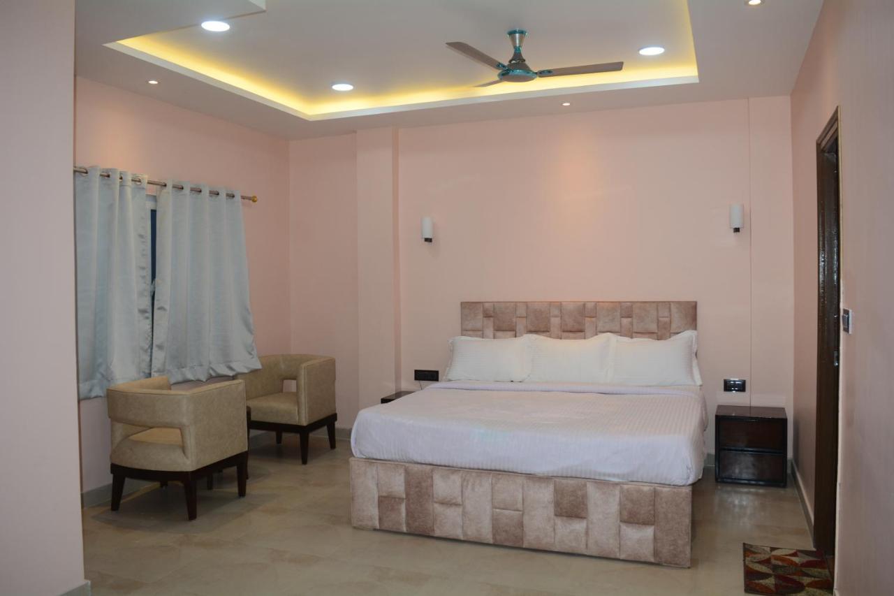 Maharaja Hotel & Banquet Darbhanga Dış mekan fotoğraf
