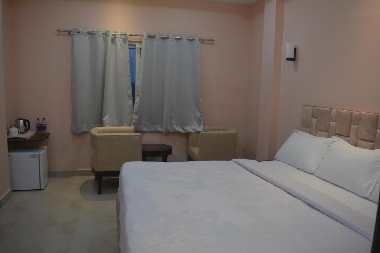 Maharaja Hotel & Banquet Darbhanga Dış mekan fotoğraf